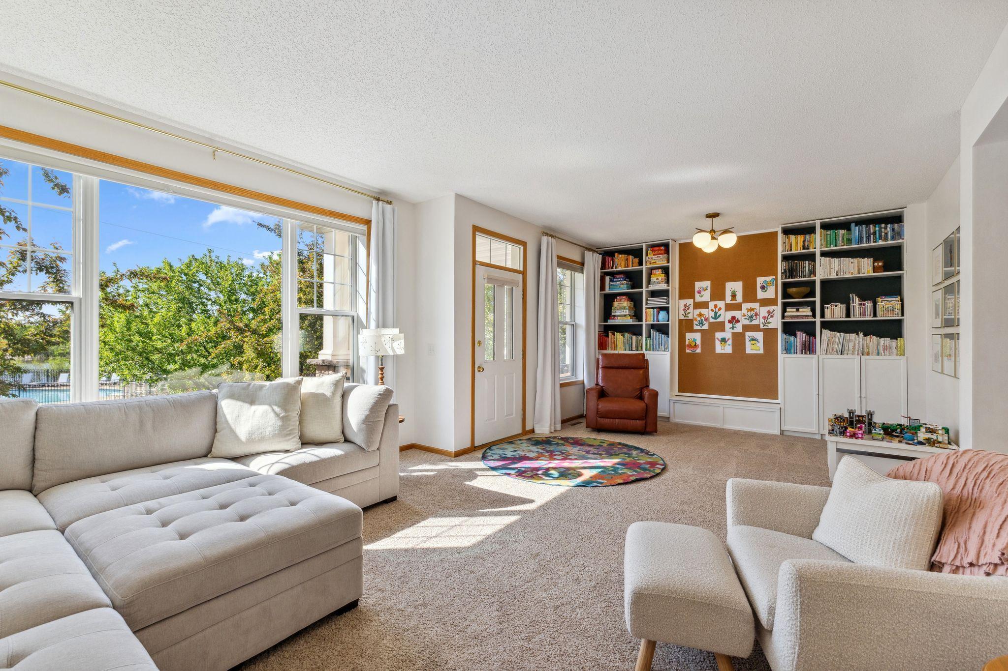 4383 Victor Path 2