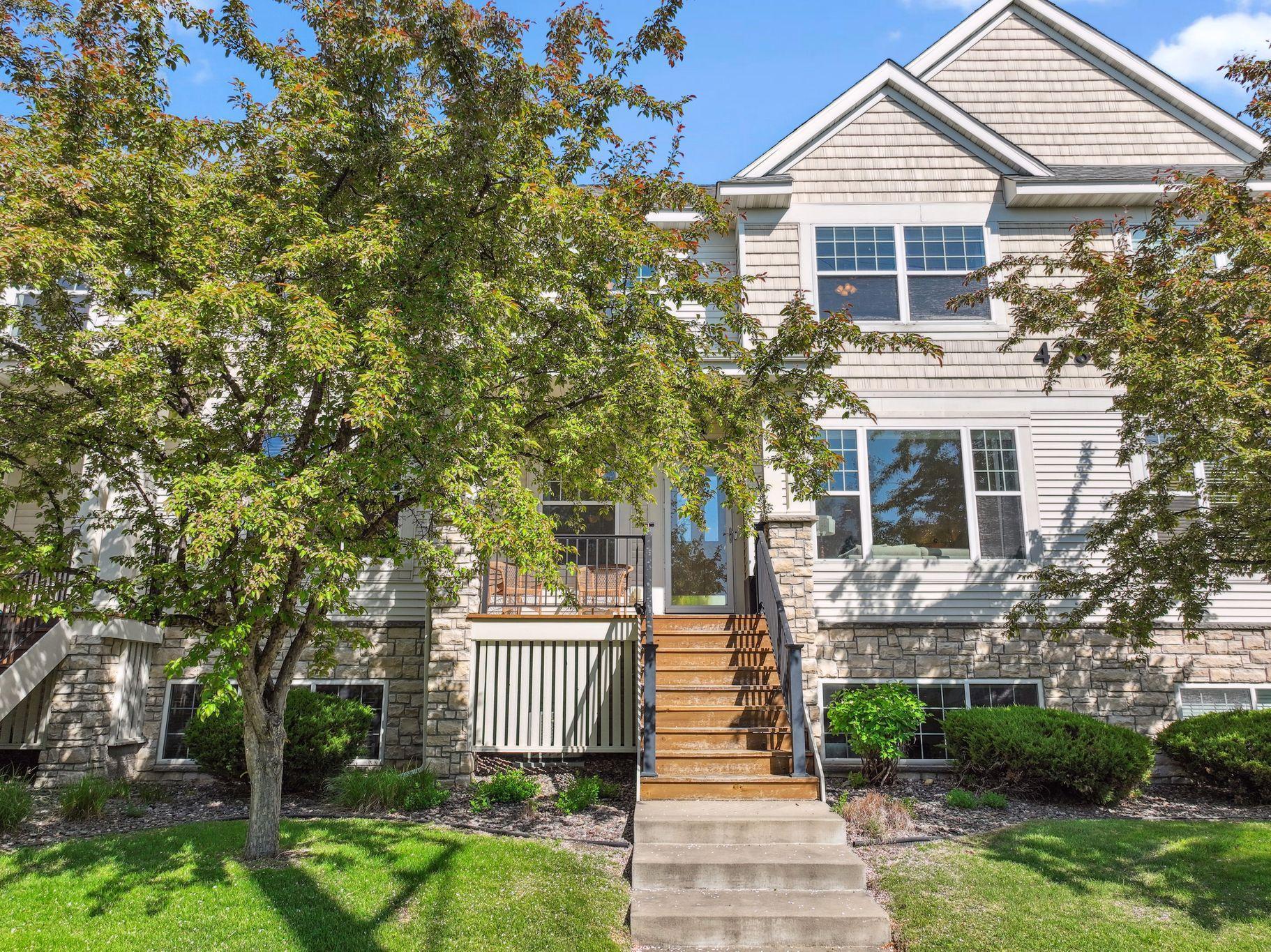 4383 Victor Path 2