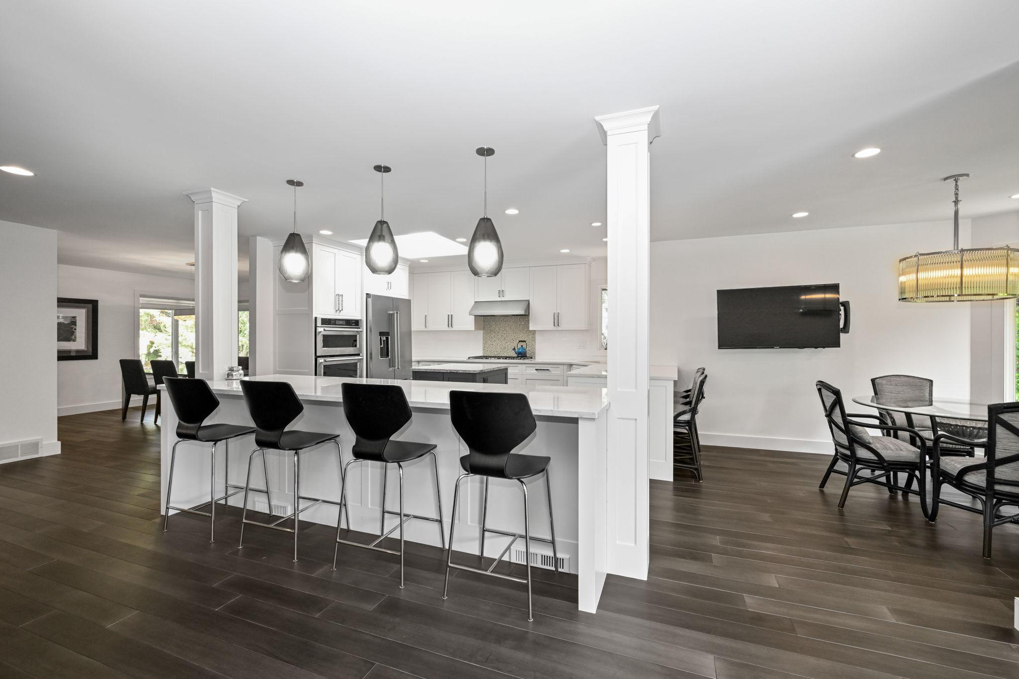 6102 Waterford Court S