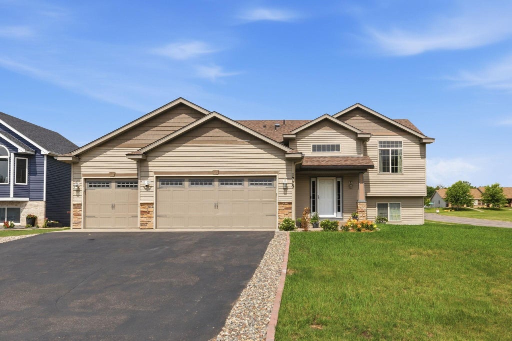 Photo of 1729 Prairie View Lane NE, Sauk Rapids, MN 56379 (MLS # 7104960)