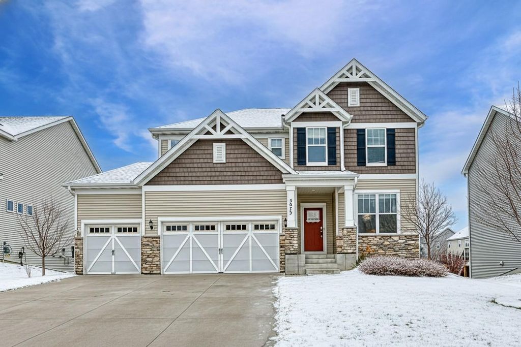 Photo of 5073 Sandpebble Lane, Woodbury, MN 55129 (MLS # 7019754)