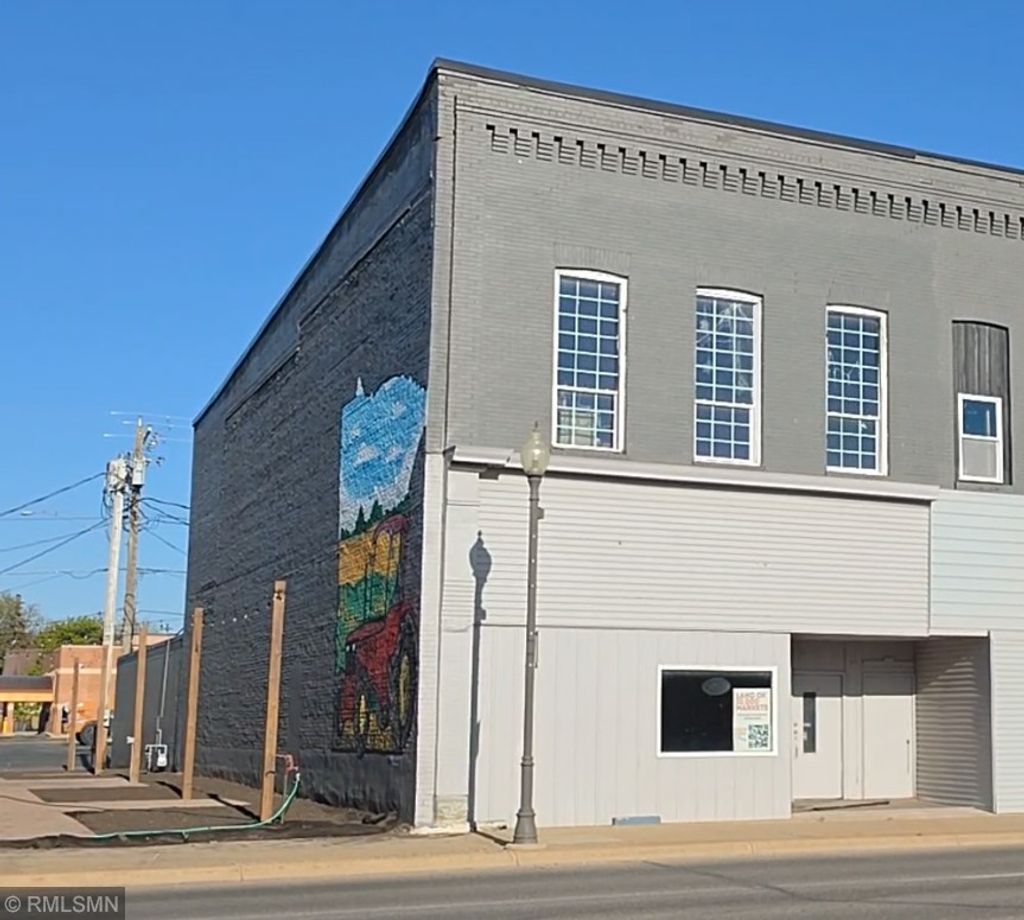 Photo of 118 Main Street N, Stewartville, MN 55976 (MLS # 7071124)