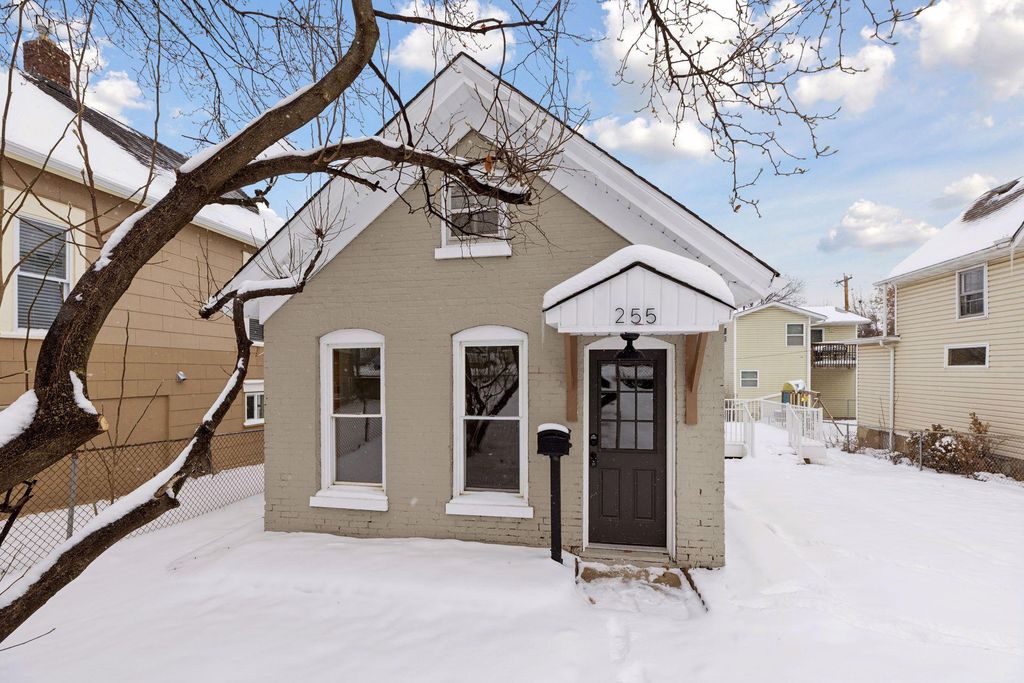 Photo of 255 Curtice Street E, Saint Paul, MN 55107 (MLS # 6824375)
