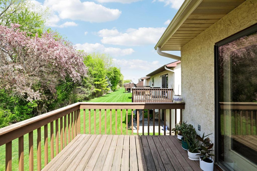 Photo of 1801 6th Avenue W, Shakopee, MN 55379 (MLS # 7069323)