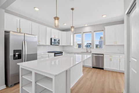 Photo of 4852 Airlake Drive, Woodbury, MN 55129 (MLS # 7162917)
