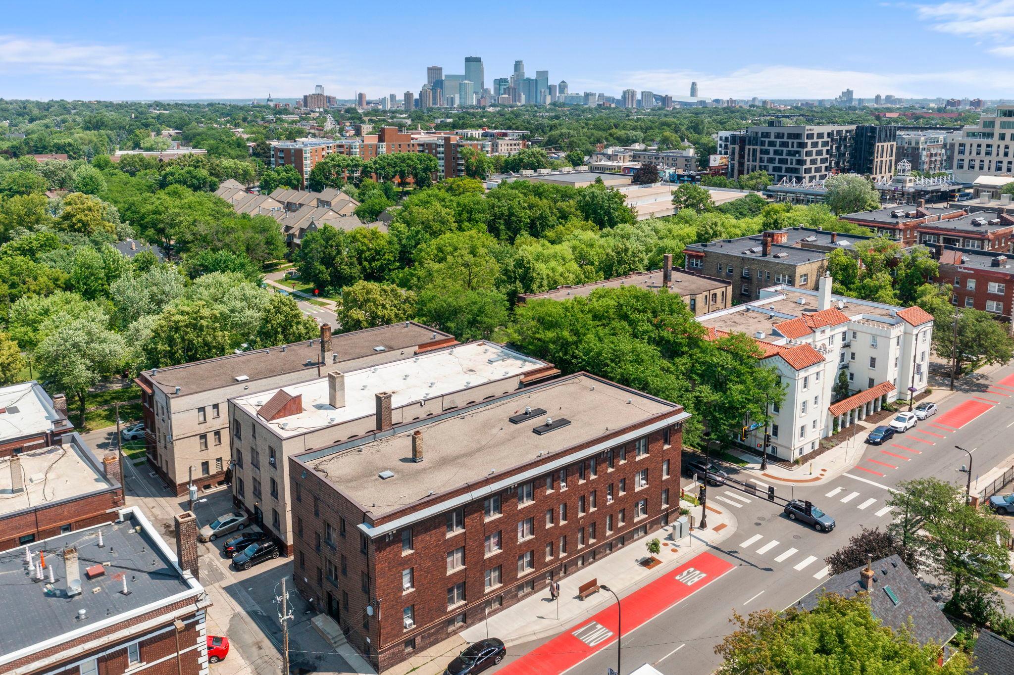 2870 & 2876 & 2882 Humboldt Avenue S