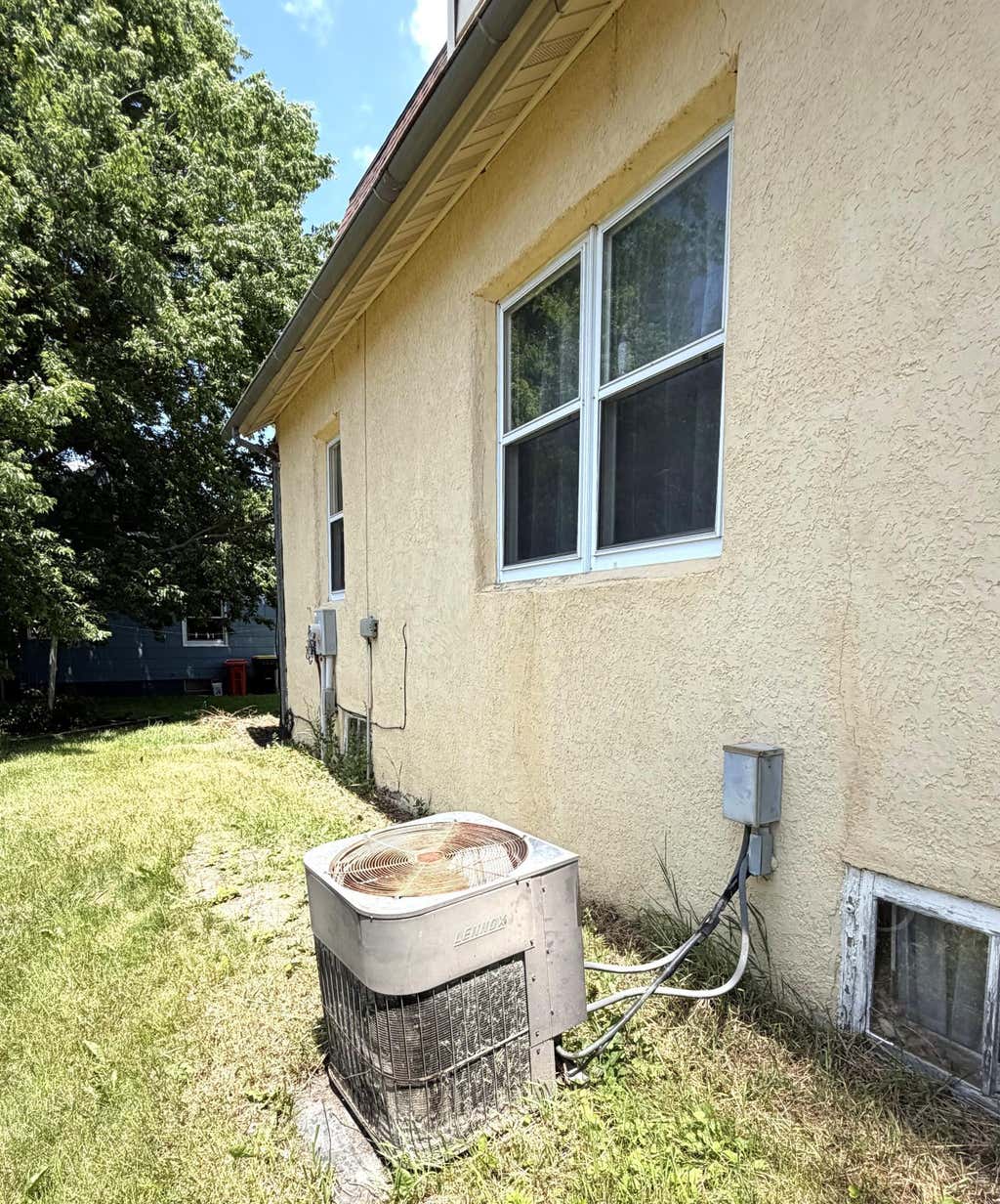 Photo of 123 E 12th Street, Fairmont, MN 56031 (MLS # 7091693)