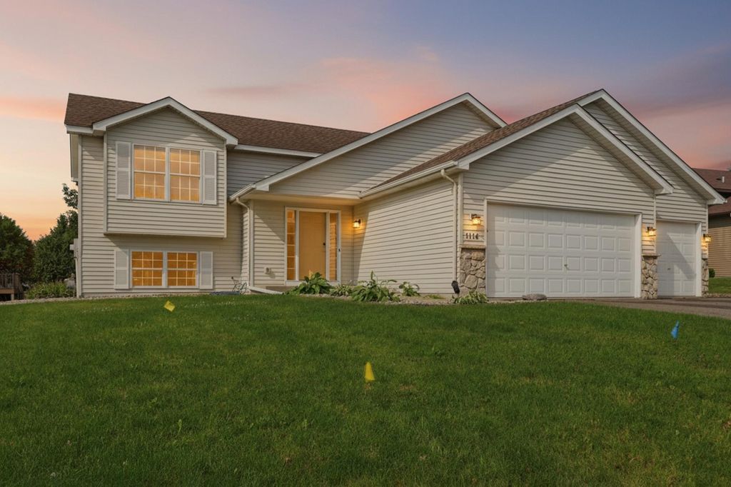 Photo of 1114 Hidden Creek Boulevard, Mayer, MN 55360 (MLS # 7102137)