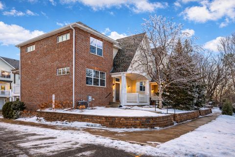 1669 Arona Street 1 Falcon Heights MN 55108