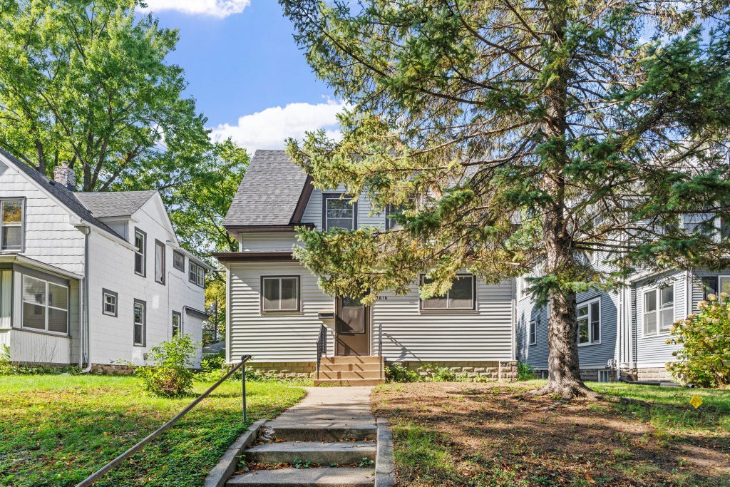 Photo of 3616 Pillsbury Avenue S, Minneapolis, MN 55409 (MLS # 7147474)