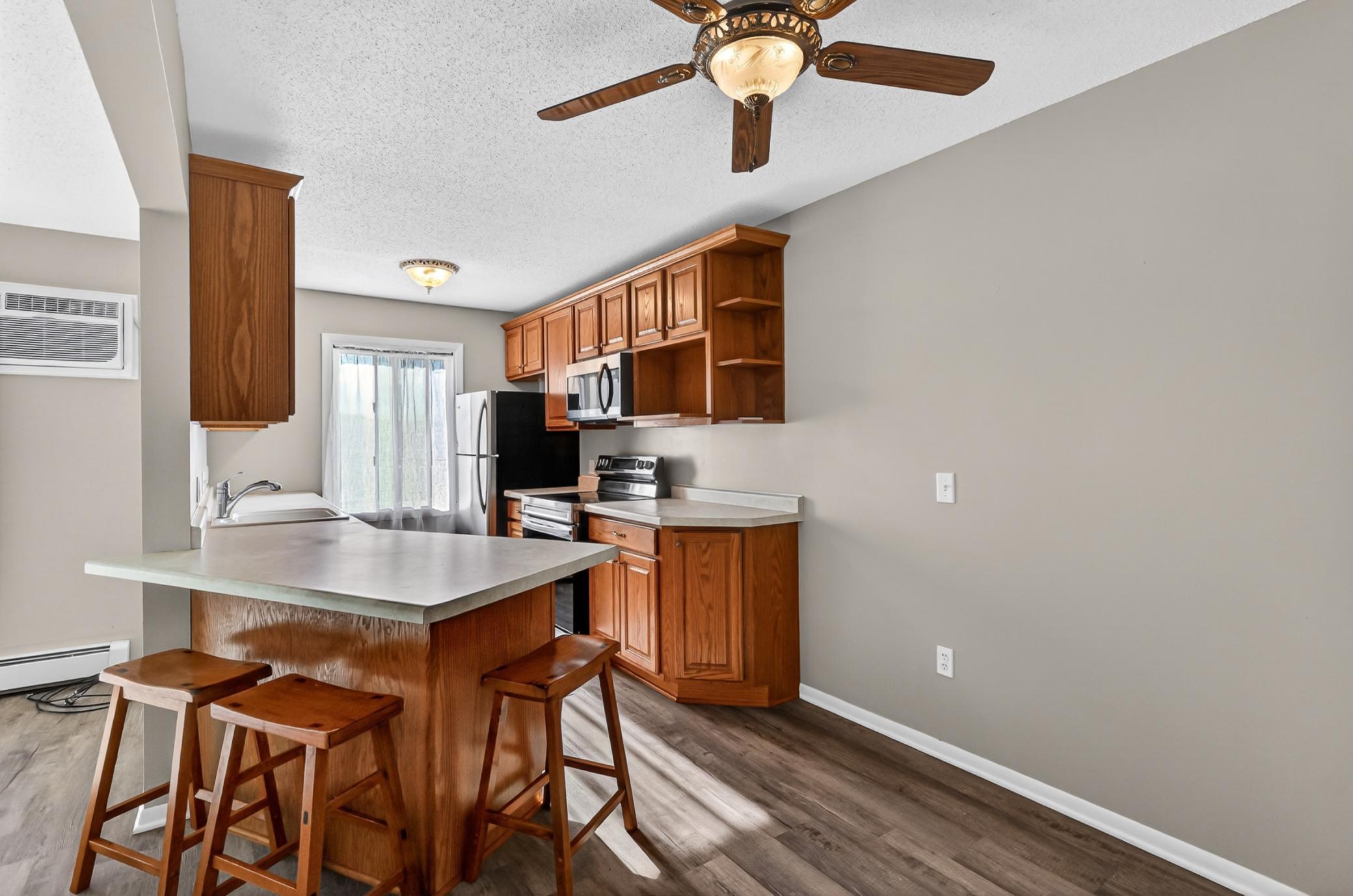 1923 Viking Drive NW 24