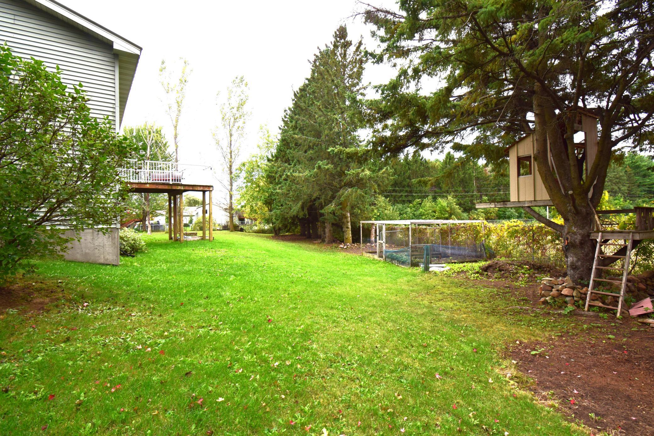 530 Johnson Parkway - Photo 4