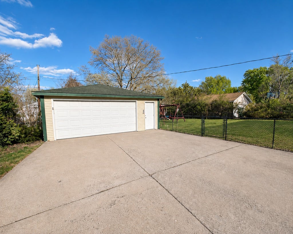 Photo of 10441 Arrowhead Street NW, Coon Rapids, MN 55433 (MLS # 7070182)