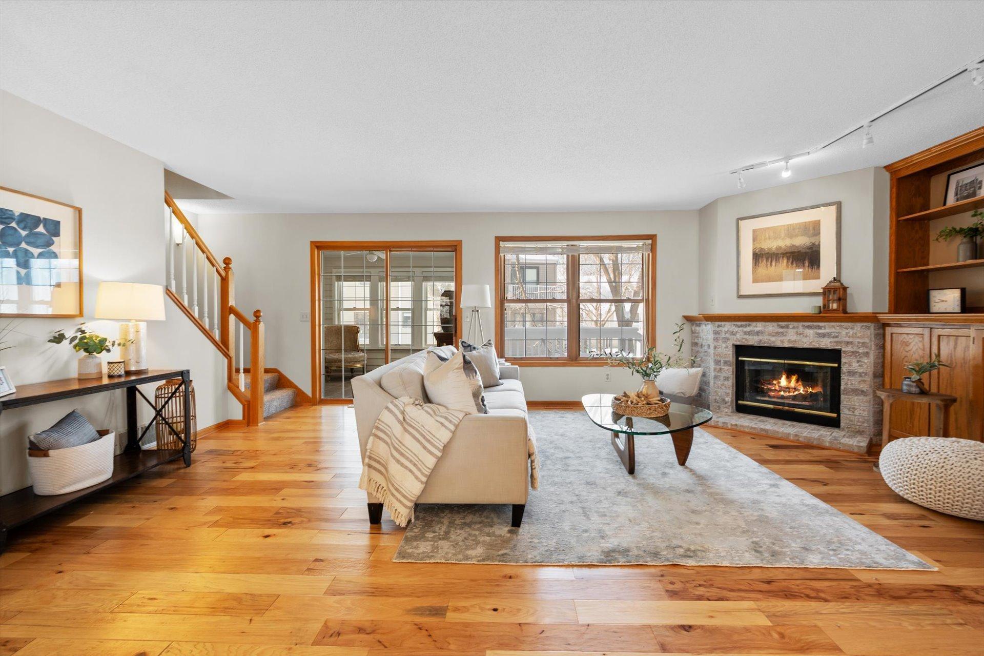 4944 W West End Lane