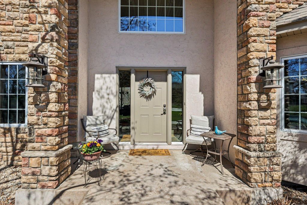 Photo of 3489 Wolfberry Court, Eagan, MN 55123 (MLS # 7057838)