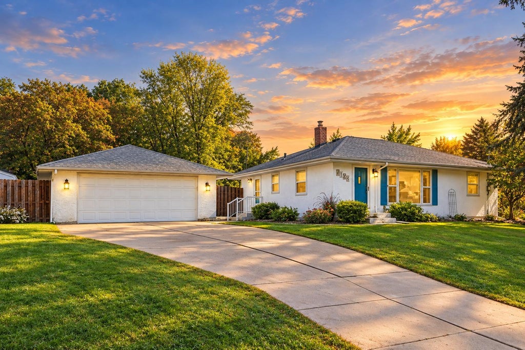 Photo of 2128 Cohansey Boulevard, Roseville, MN 55113 (MLS # 7140272)