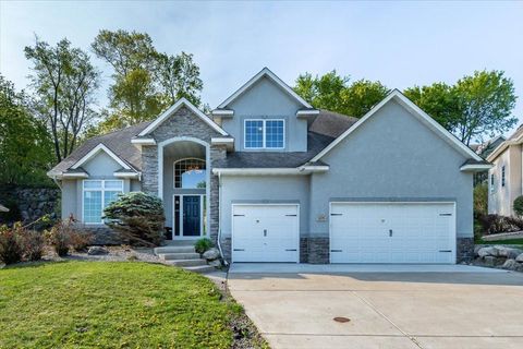 1476 Pinetree Pass Eagan MN 55122