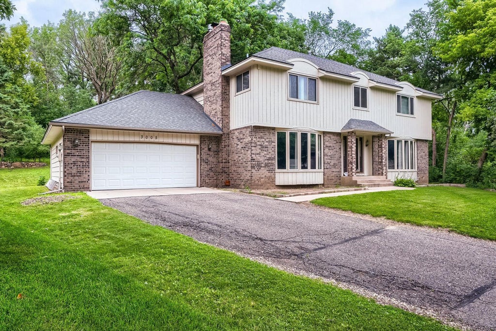 Photo of 3005 Carlsbad Court, Burnsville, MN 55337 (MLS # 7098010)
