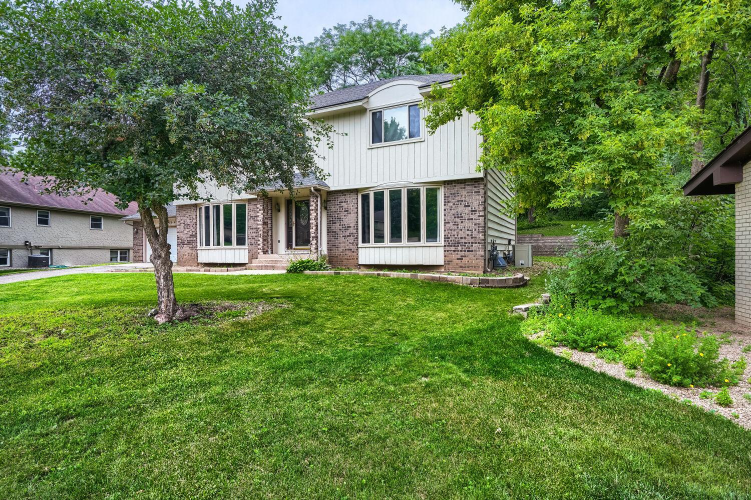 3005 Carlsbad Court
