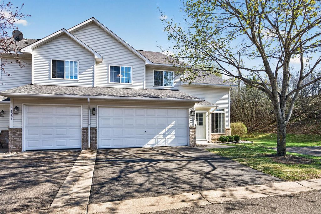 Photo of 8606 Quarry Ridge Lane #J, Woodbury, MN 55125 (MLS # 7051143)