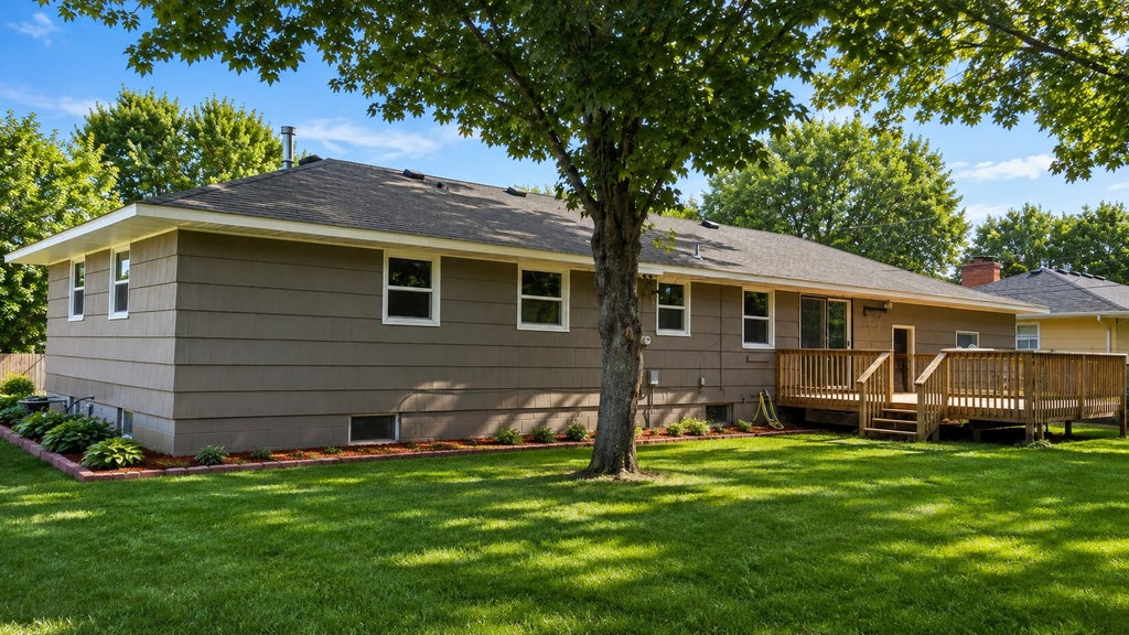 Photo of 5901 Ewing Avenue N, Brooklyn Center, MN 55429 (MLS # 7127895)