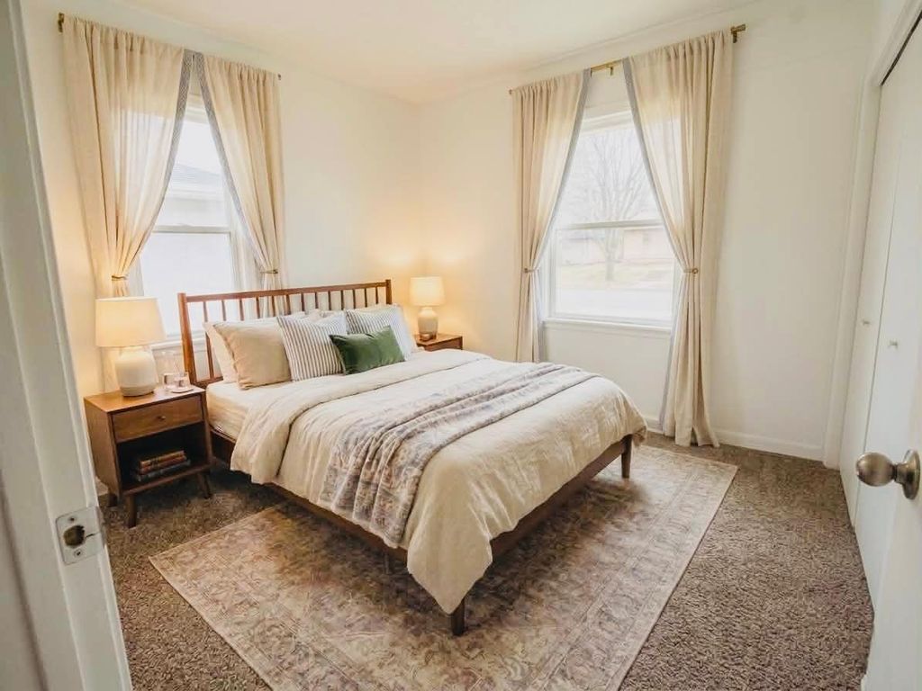 Photo of 1730 California Avenue E, Saint Paul, MN 55106 (MLS # 7057004)