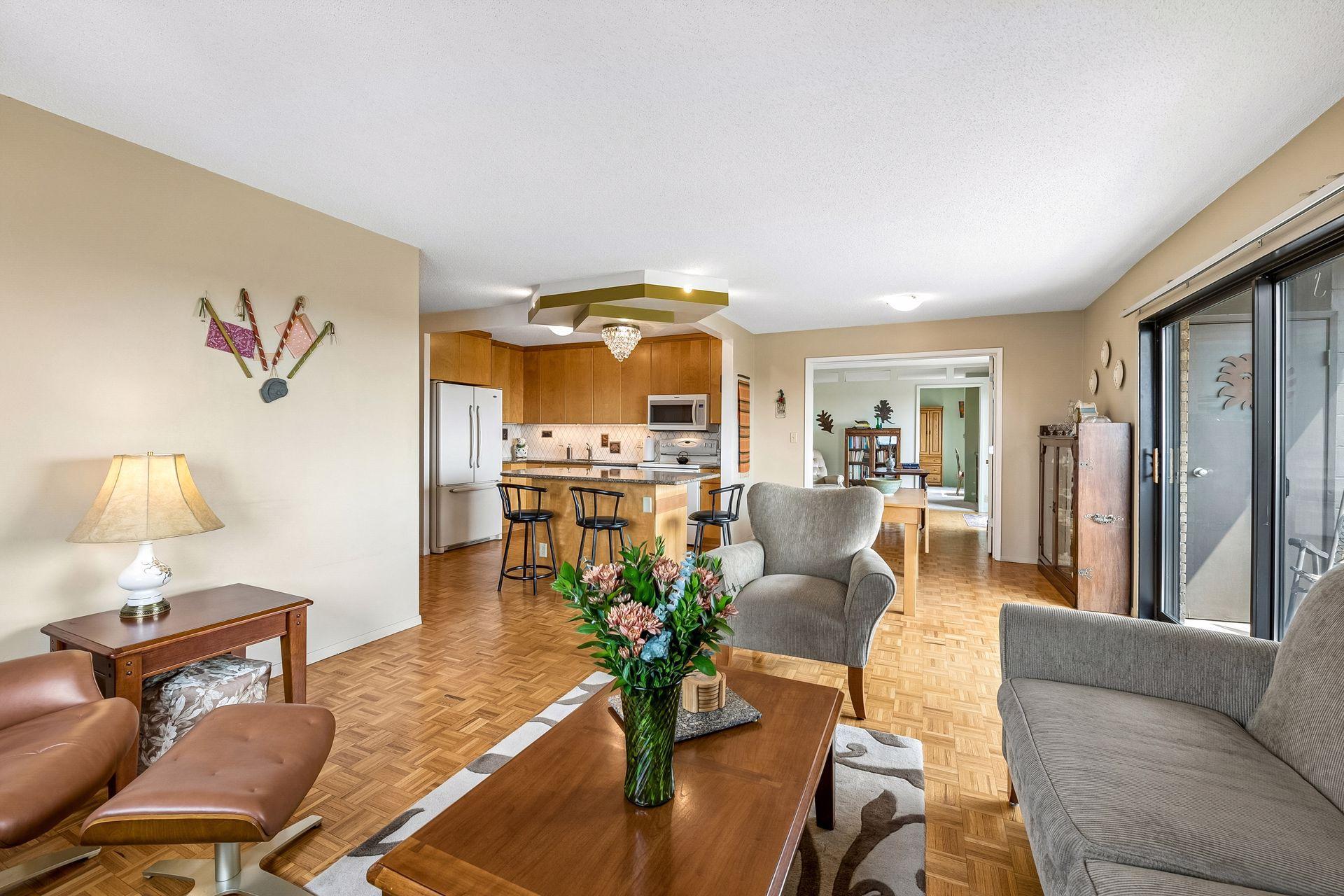 410 Groveland Avenue 1301