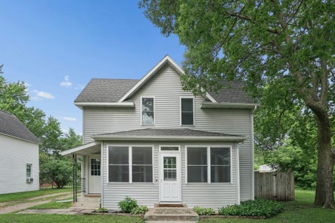 Photo of 164 S Litchfield Avenue, Litchfield, MN 55355 (MLS # 7082151)