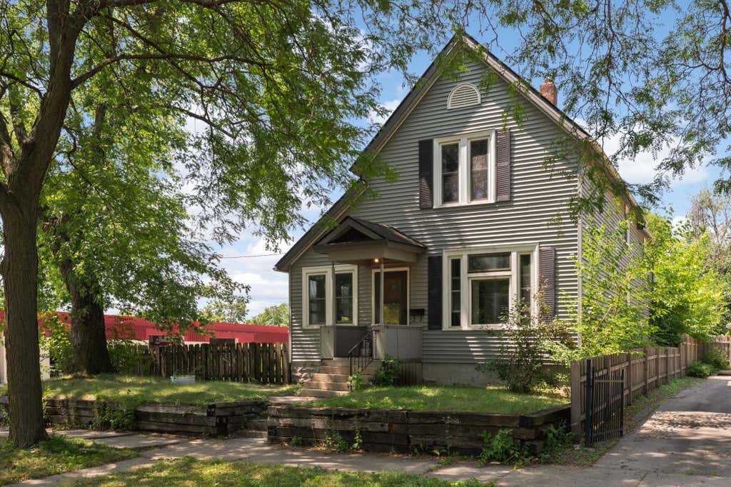 Photo of 323 Erie Street, Saint Paul, MN 55102 (MLS # 7107618)