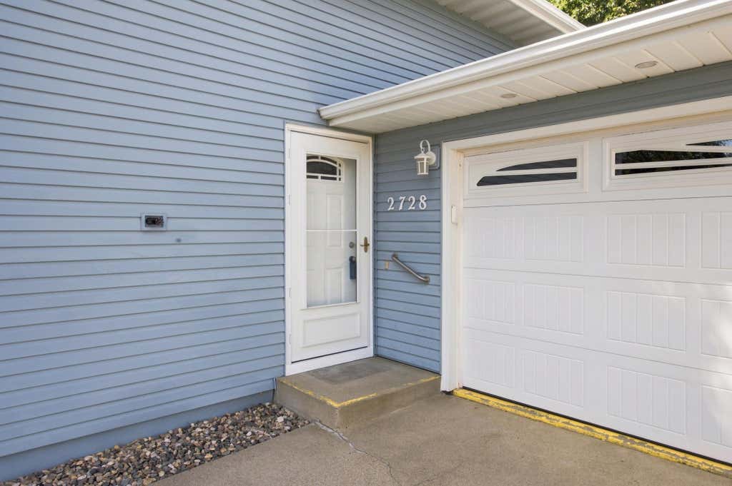 Photo of 2728 29th Avenue S, Moorhead, MN 56560 (MLS # 7131345)