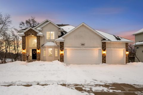 3055 Knollridge Drive NW Prior Lake MN 55372
