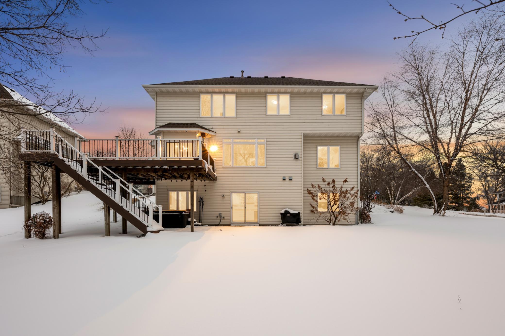 3055 Knollridge Drive NW