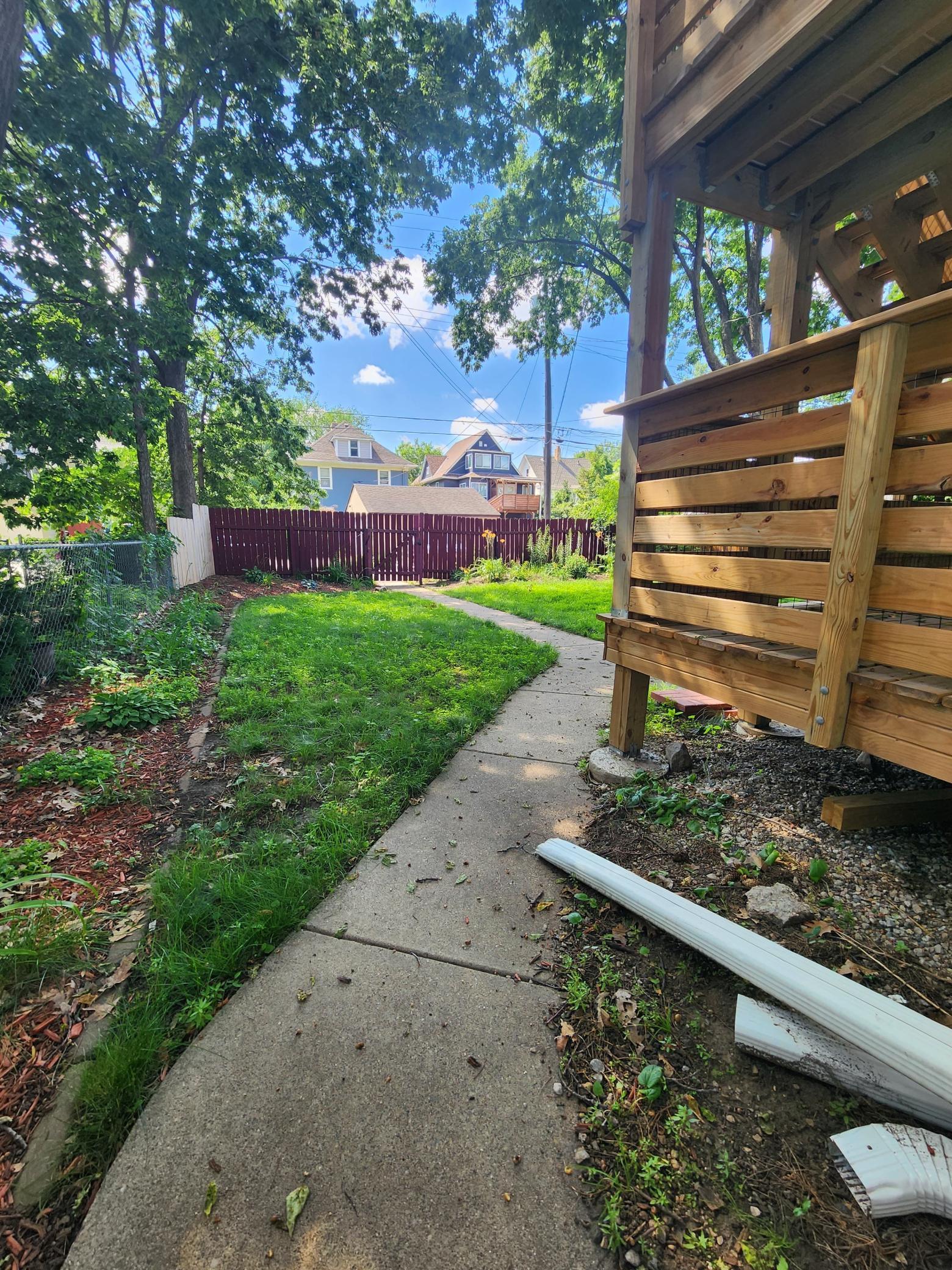 3128 Grand Avenue S 2