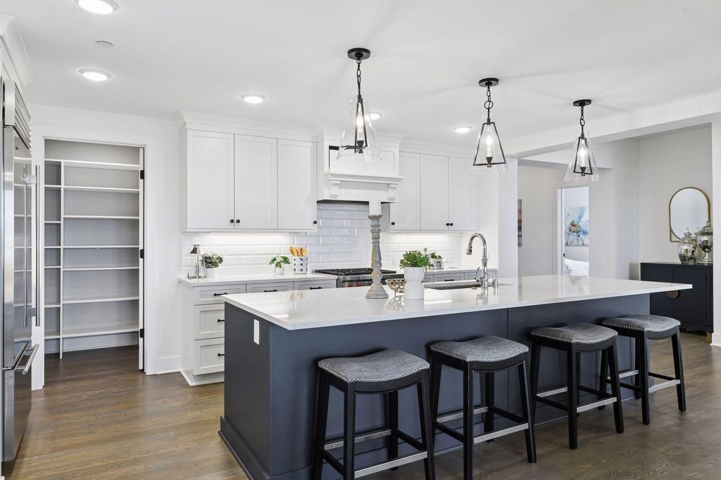 Photo of 222 Ferndale Road Rd S #304, Wayzata, MN 55391 (MLS # 7019428)