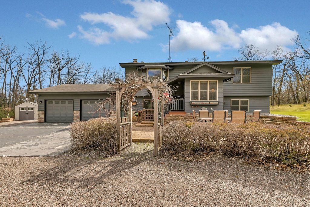 Photo of 32062 742nd Avenue, South Haven, MN 55382 (MLS # 7065967)