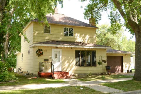 Photo of 220 N 7th Street, Montevideo, MN 56265 (MLS # 7121751)