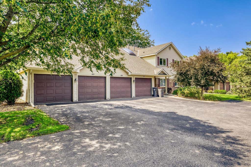 Photo of 7267 Hunters Run #46C, Eden Prairie, MN 55346 (MLS # 7123914)