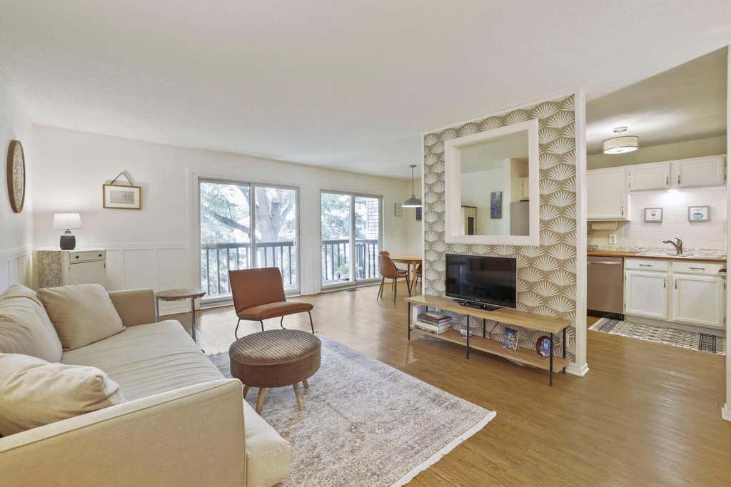 Photo of 7267 Hunters Run #46C, Eden Prairie, MN 55346 (MLS # 7123914)