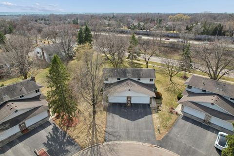 8525 W 97th Street Circle Bloomington MN 55438