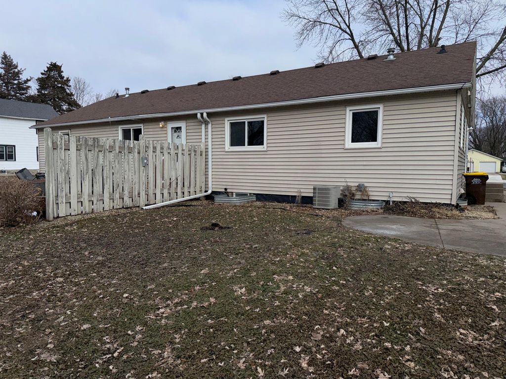 Photo of 314 and 316 Pershing Ave N Ave, New Prague, MN 56071 (MLS # 7029762)