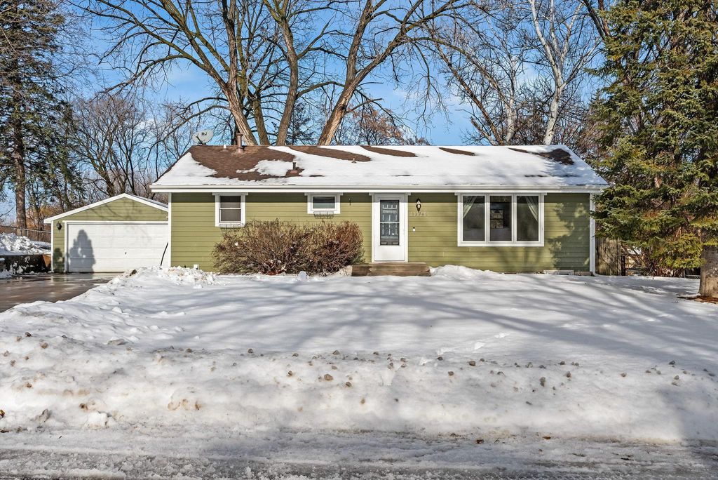 Photo of 13764 69th Avenue N, Maple Grove, MN 55311 (MLS # 7001387)