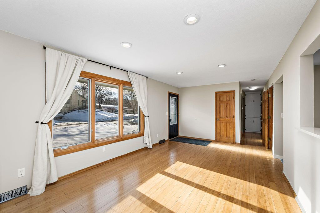 Photo of 13764 69th Avenue N, Maple Grove, MN 55311 (MLS # 7001387)