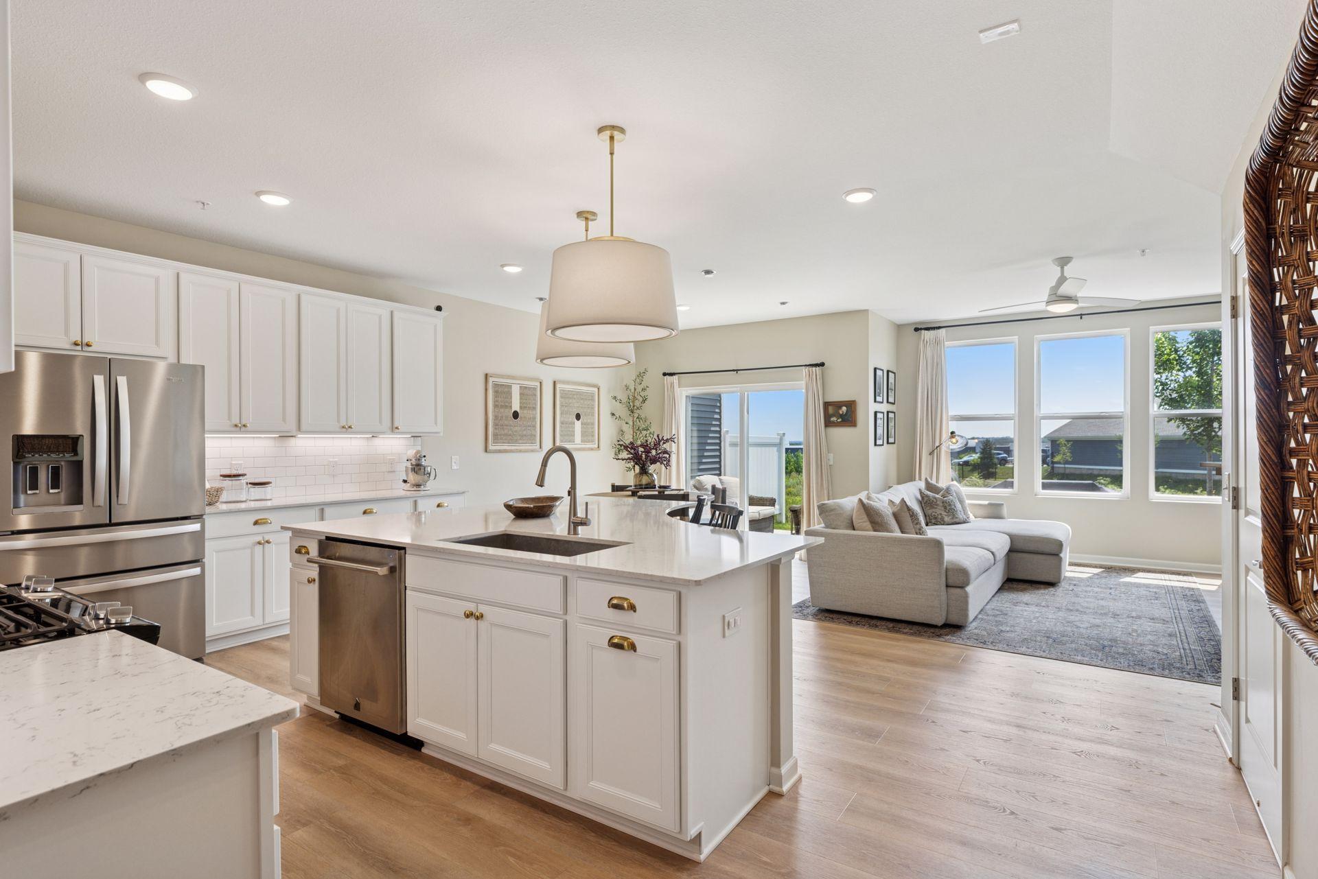 169 Junco Road N