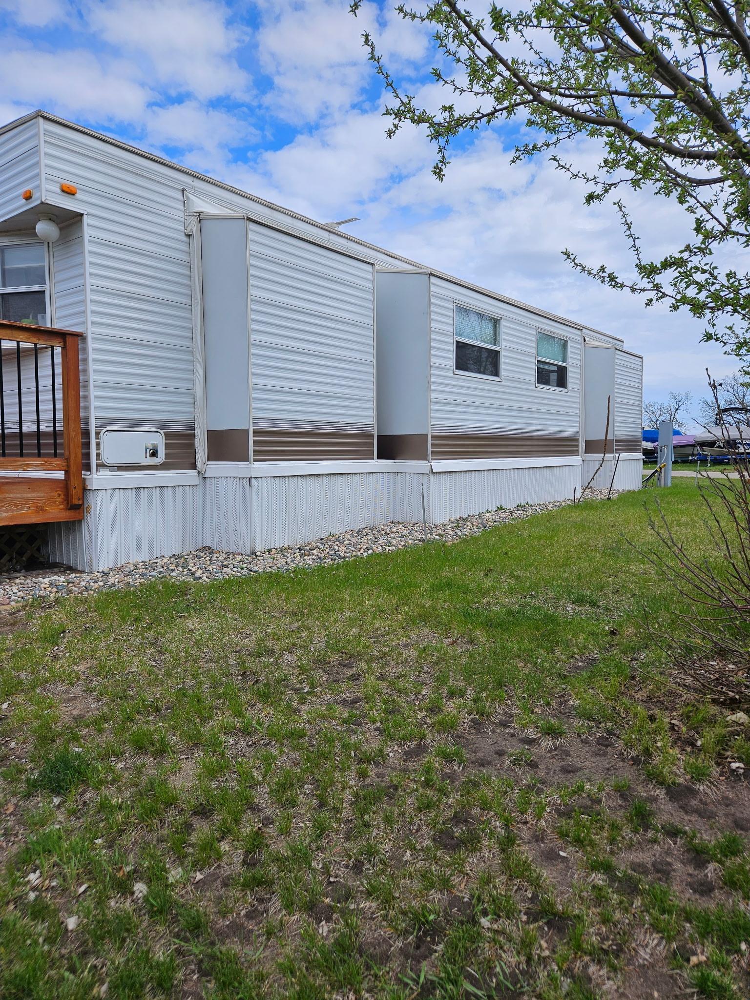 1540 S US 59 Highway S 702