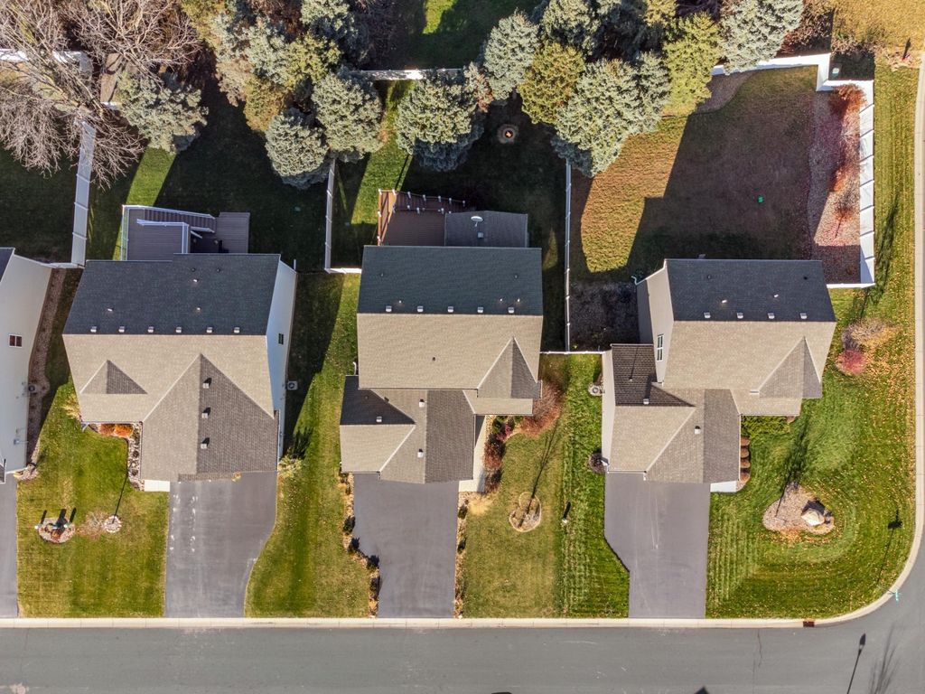 Photo of 1535 138th Street E, Rosemount, MN 55068 (MLS # 7013219)