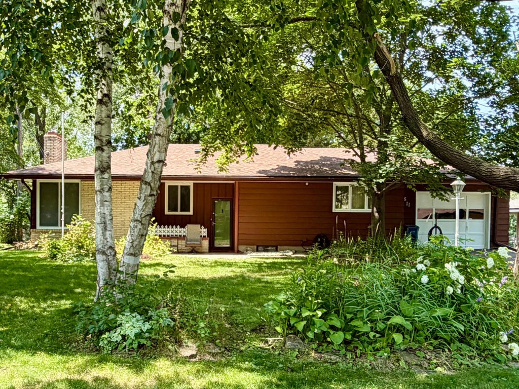 Photo of 3511 Hilltop Street, White Bear Lake, MN 55110 (MLS # 7084173)
