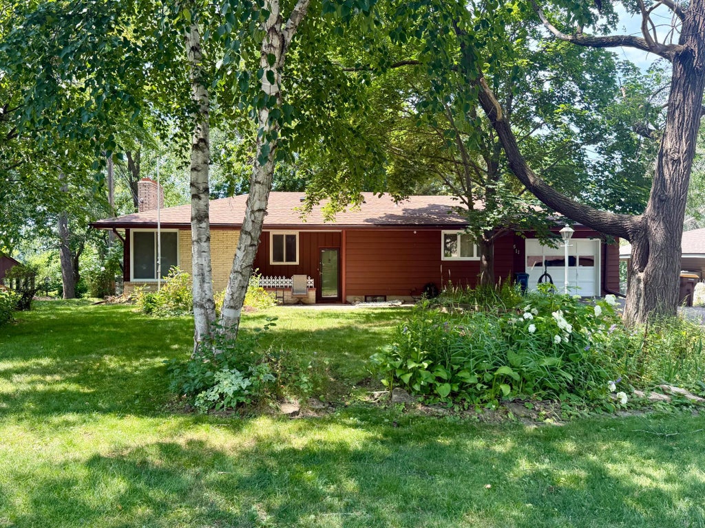 Photo of 3511 Hilltop Street, White Bear Lake, MN 55110 (MLS # 7084173)