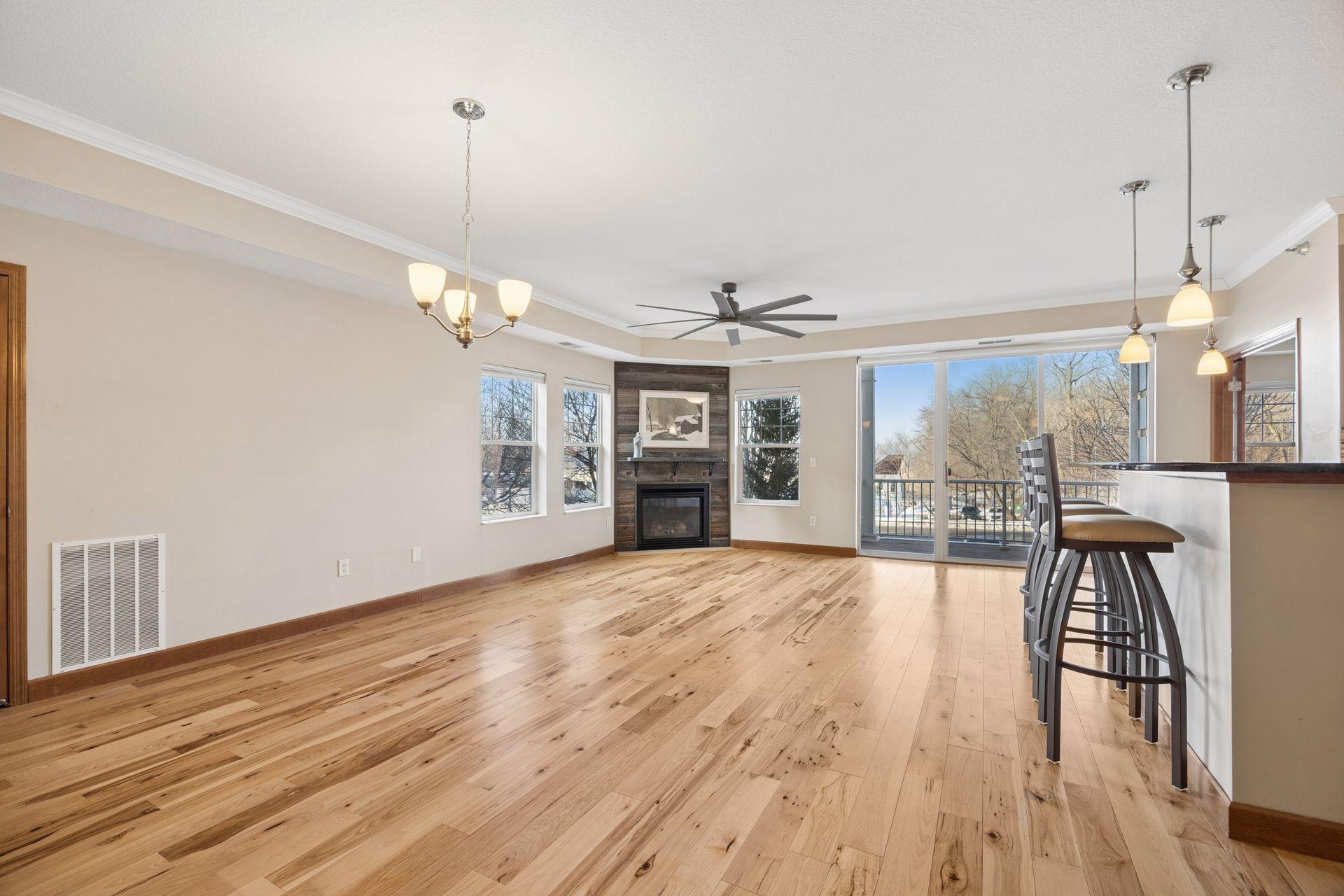 6701 Lake Shore Drive S 101