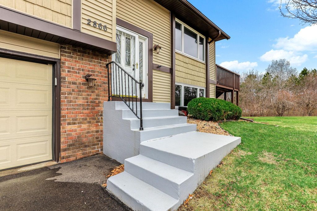 Photo of 2866 Castleford Court, Woodbury, MN 55125 (MLS # 7049372)