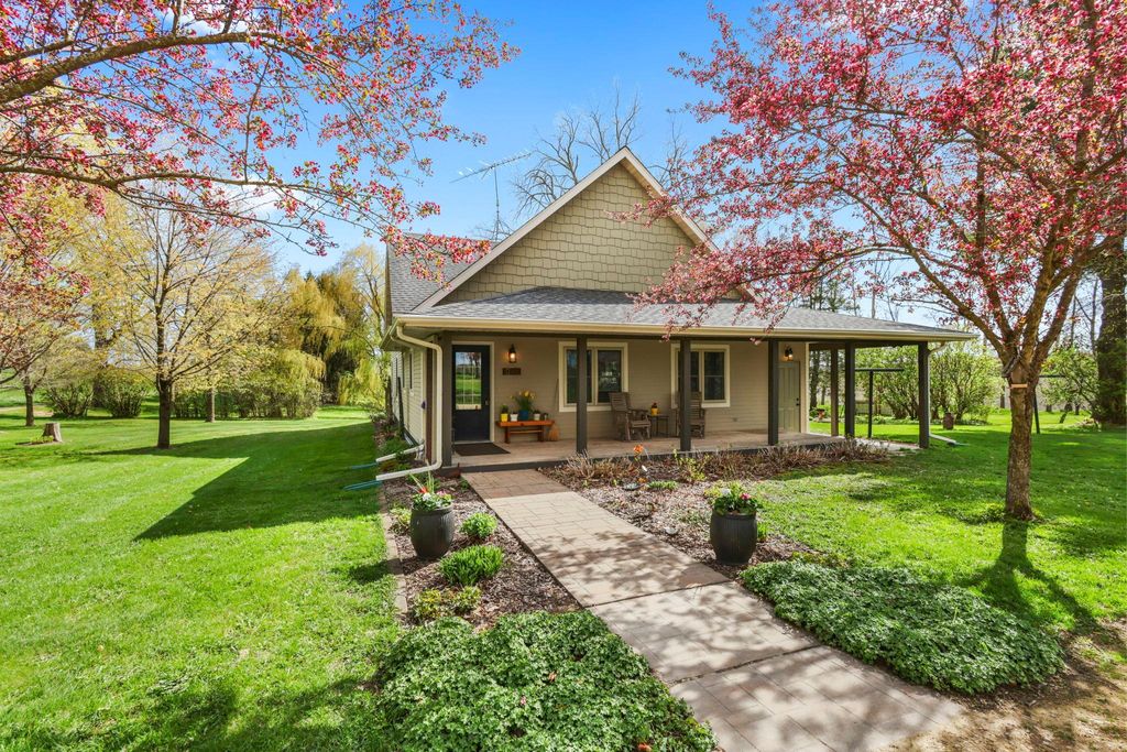 Photo of E5199 County Road C, Menomonie, WI 54751 (MLS # 7064408)